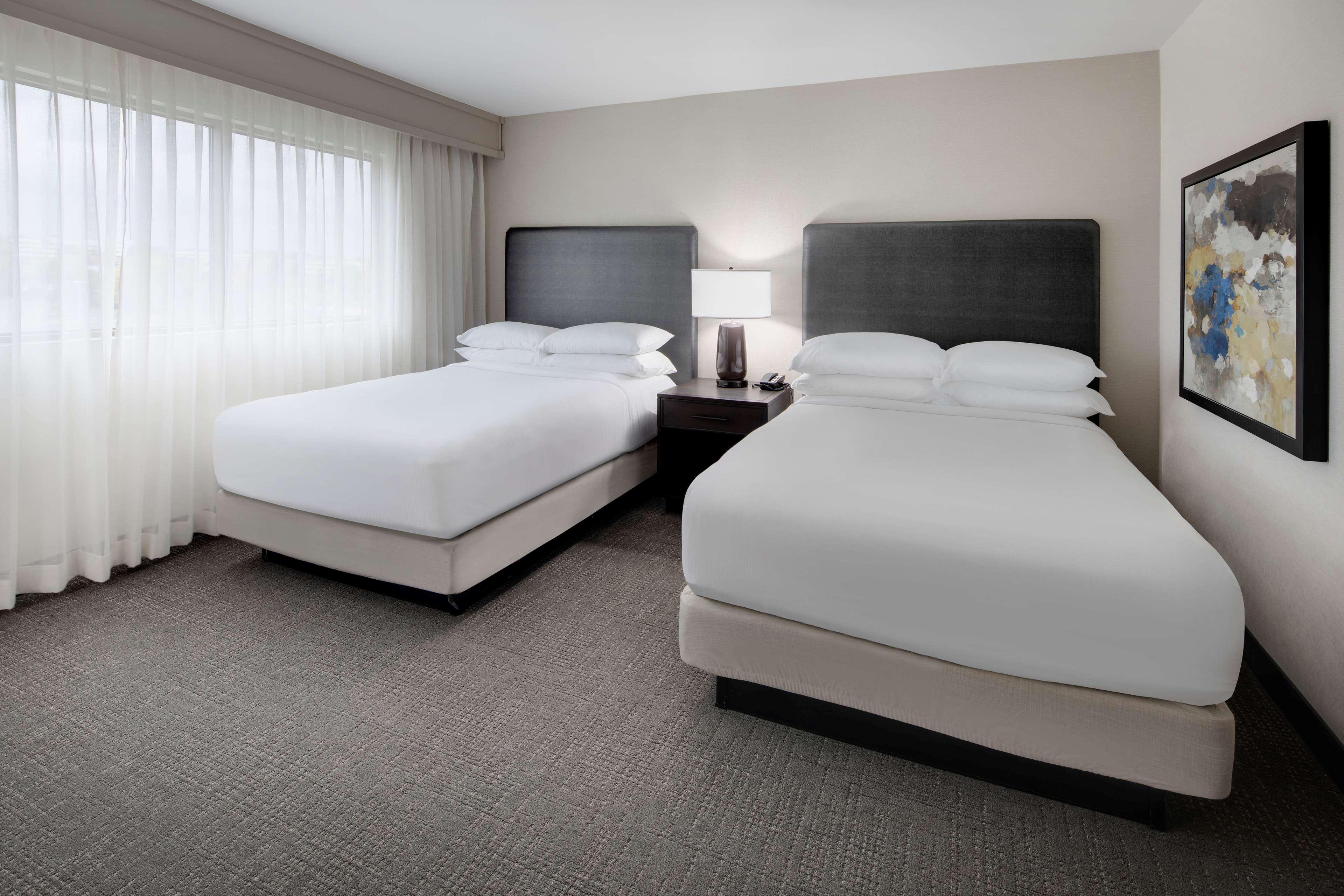 Embassy Suites By Hilton Detroit Troy Auburn Hills Dış mekan fotoğraf