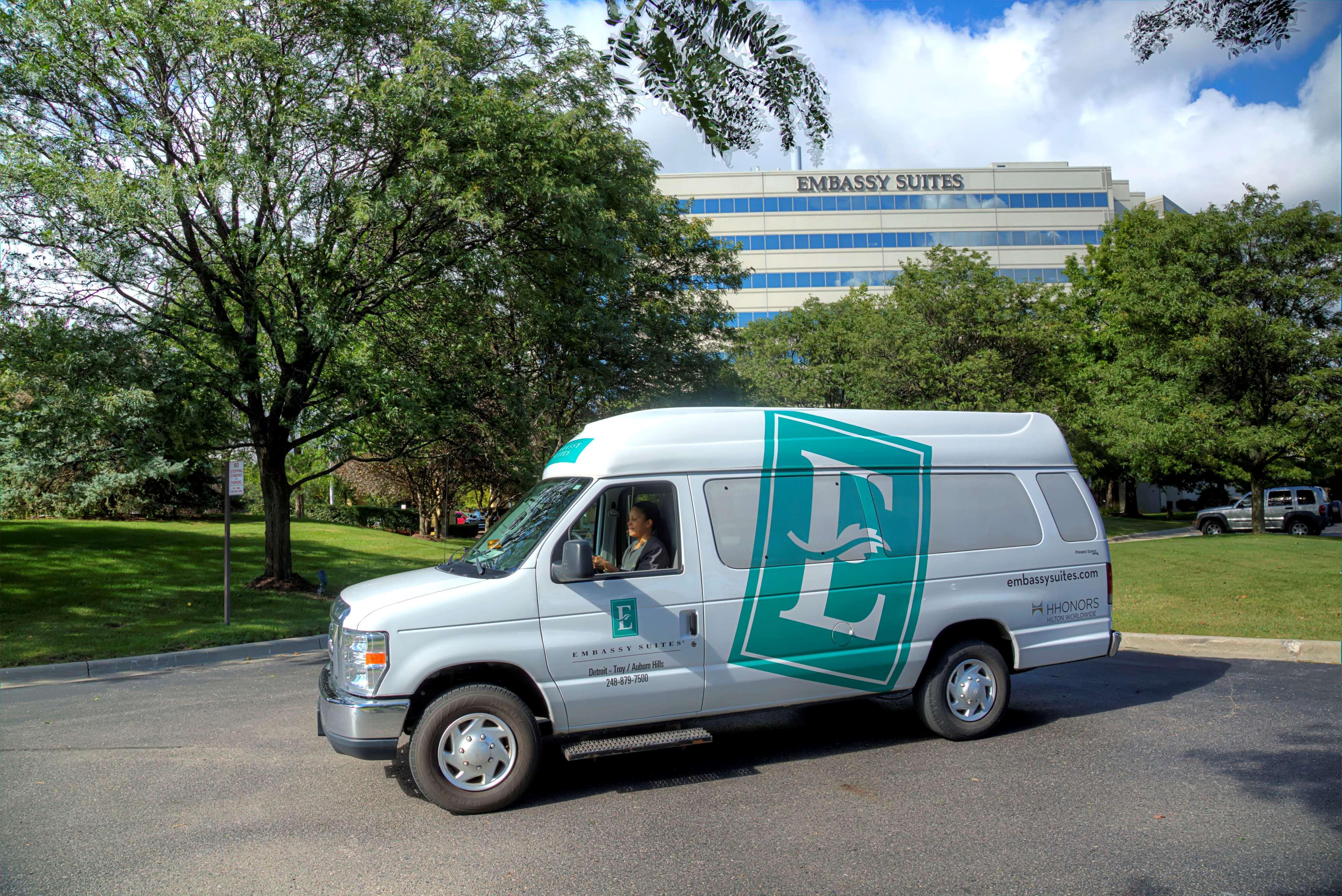 Embassy Suites By Hilton Detroit Troy Auburn Hills Dış mekan fotoğraf