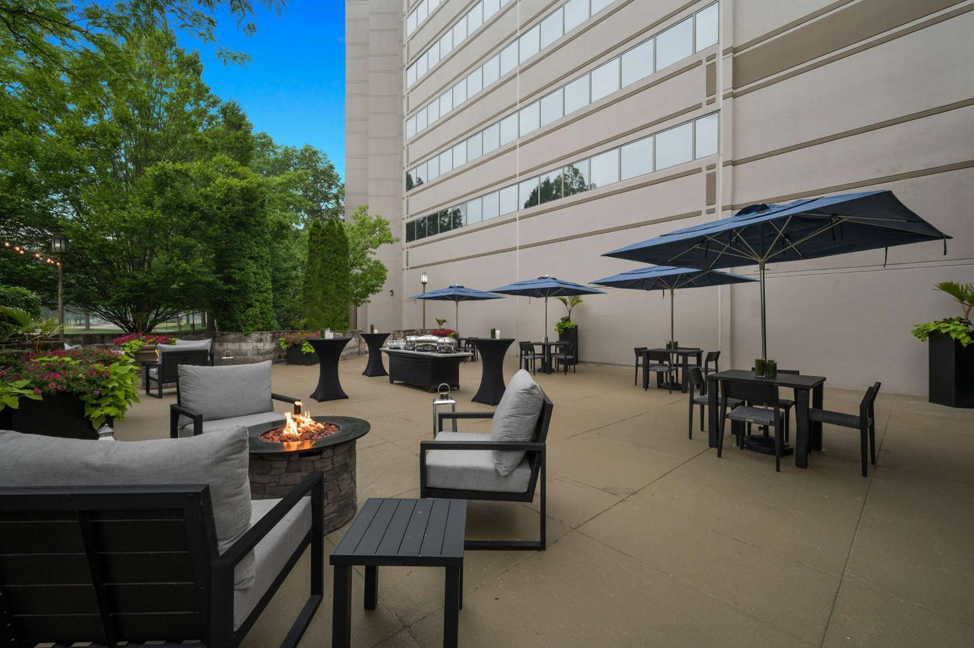 Embassy Suites By Hilton Detroit Troy Auburn Hills Dış mekan fotoğraf