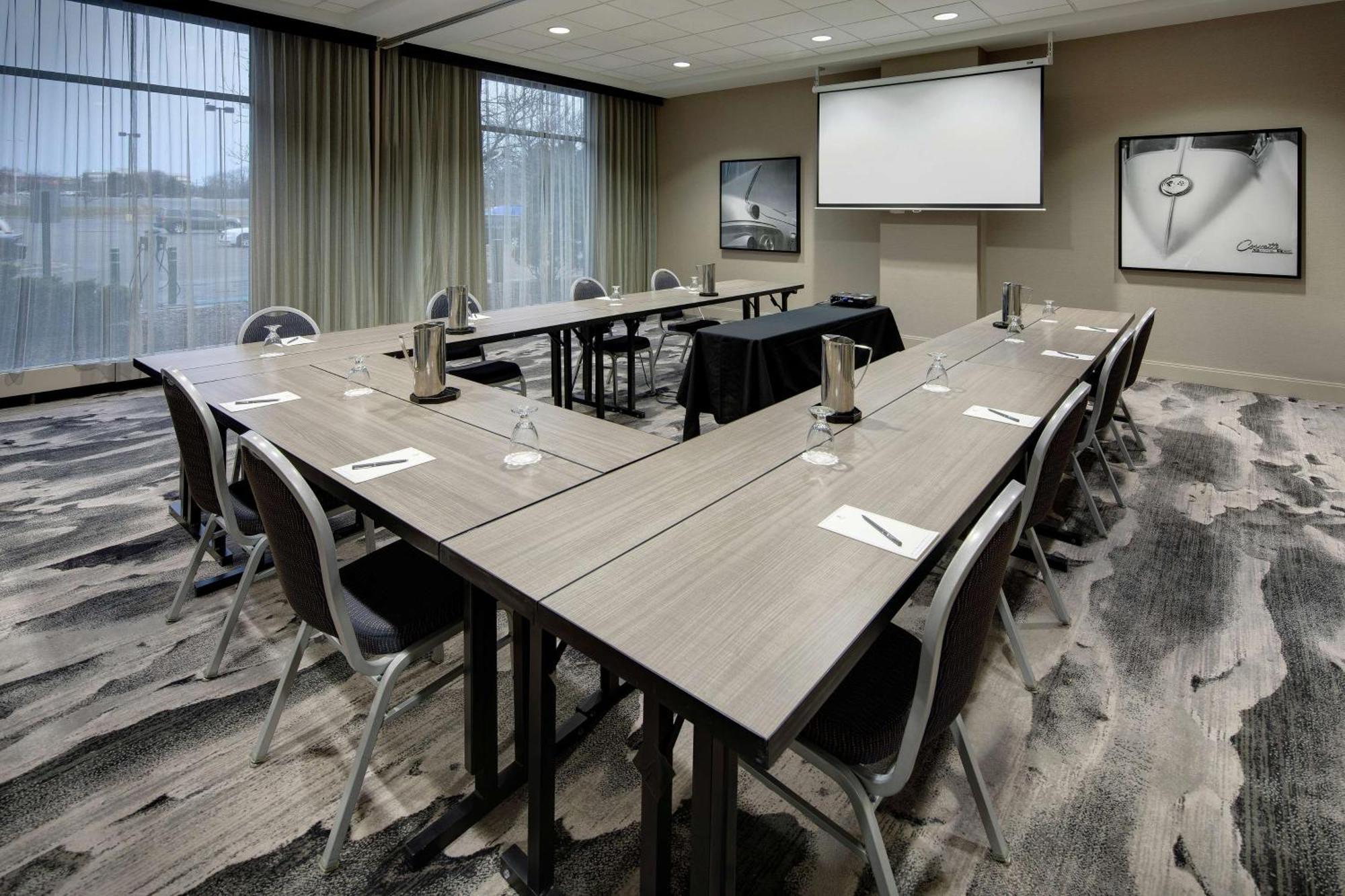 Embassy Suites By Hilton Detroit Troy Auburn Hills Dış mekan fotoğraf