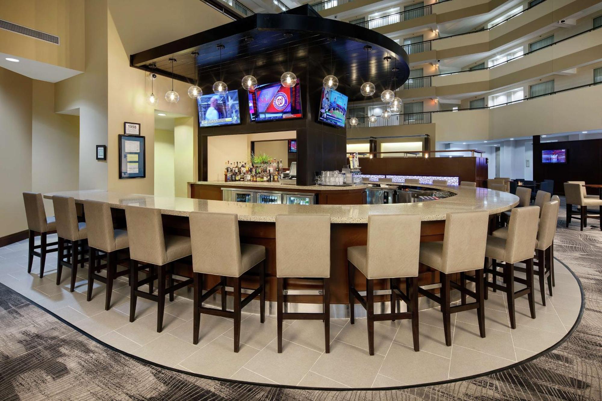 Embassy Suites By Hilton Detroit Troy Auburn Hills Dış mekan fotoğraf