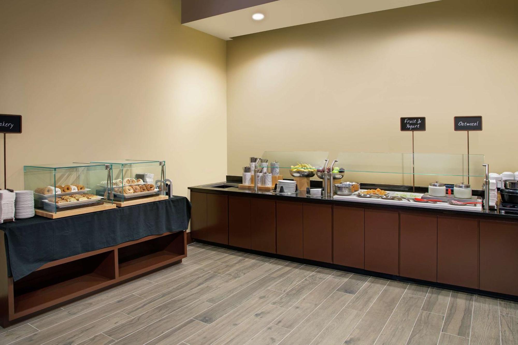 Embassy Suites By Hilton Detroit Troy Auburn Hills Dış mekan fotoğraf