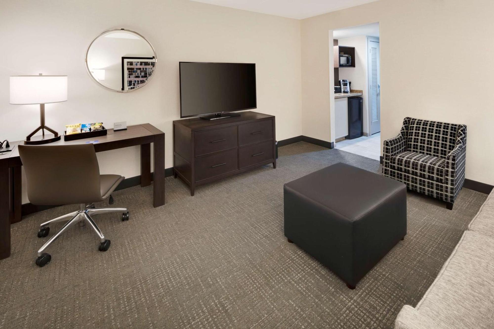 Embassy Suites By Hilton Detroit Troy Auburn Hills Dış mekan fotoğraf